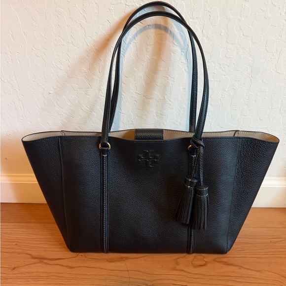 Tory Burch Black Leather Shoulder Bag